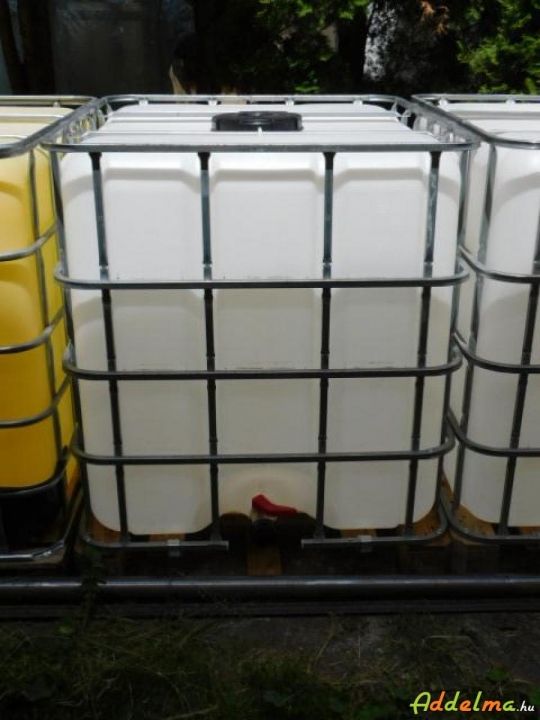 1000 l-es IBC tartály öntözésre, tápoldatnak