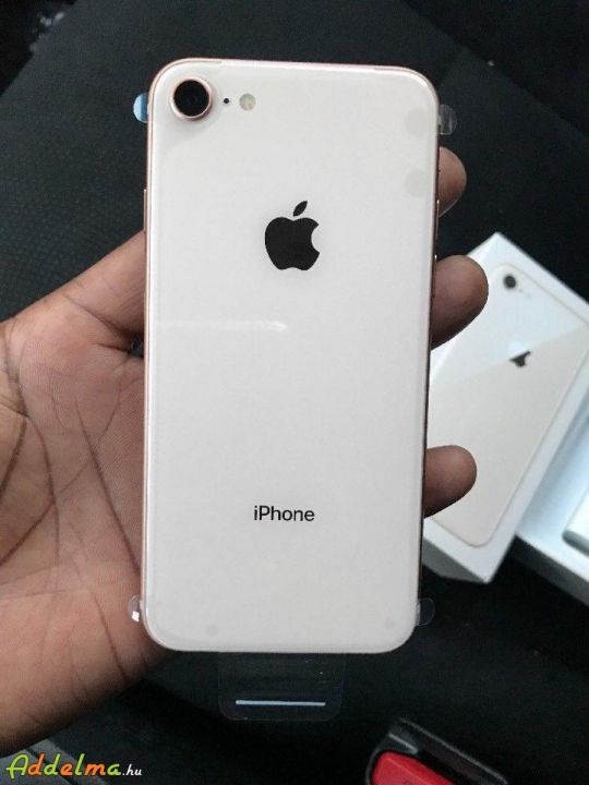 IPhone 8 64GB feloldva