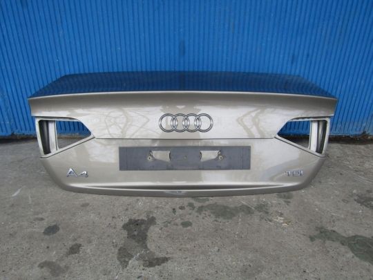 Audi A4 8K 2008-12 évjáratokhoz csomagtér ajtó