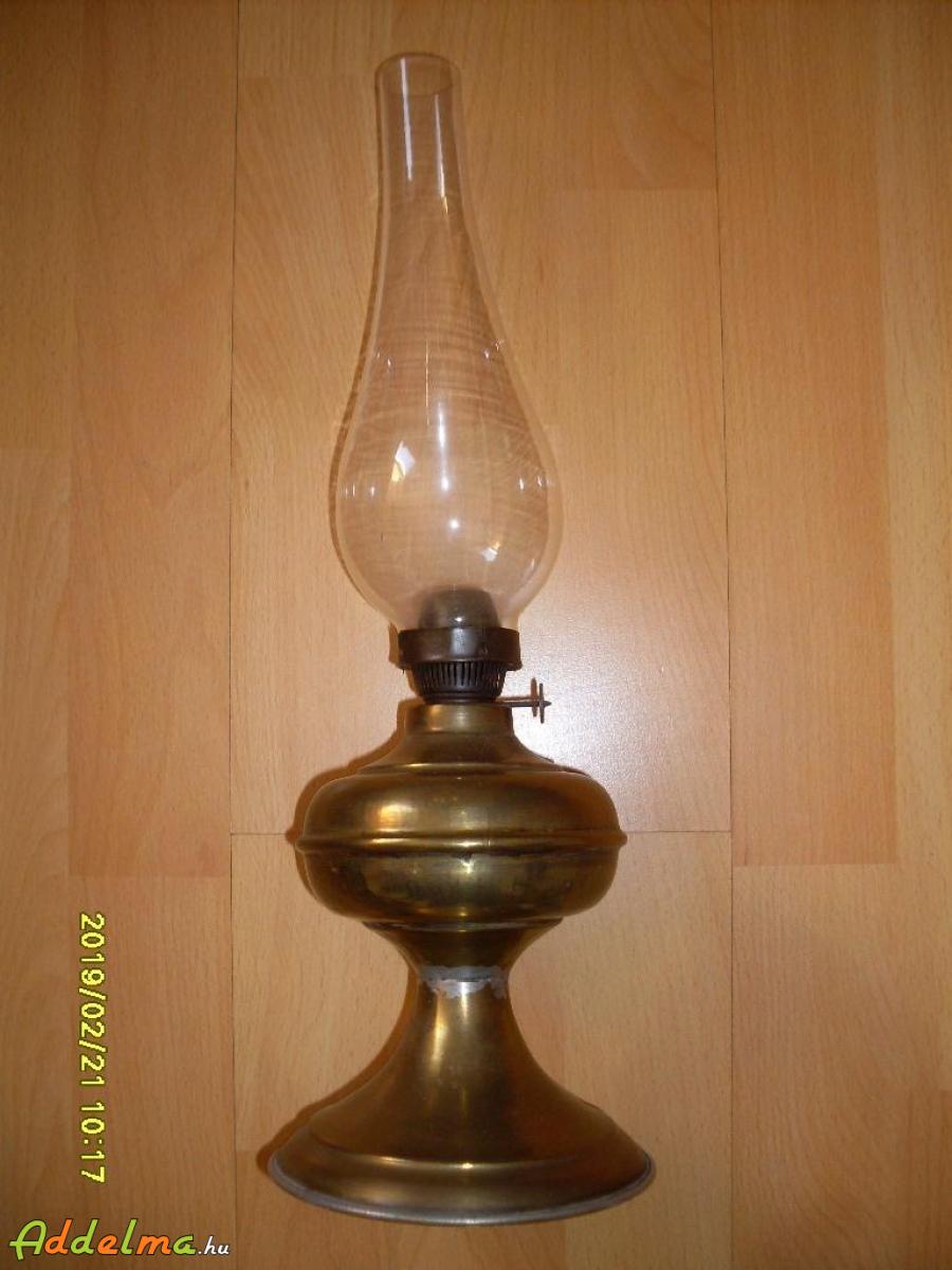 Réz petróleumlámpa üveggel teljes hossz:41cm-átmérő:13cm!