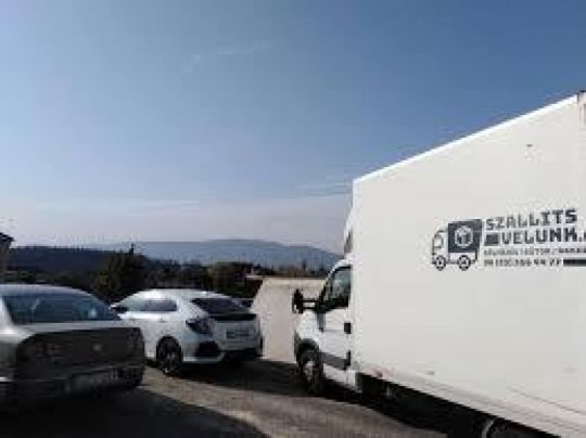 Költöztetés szállítás már 5000 Ft/ óra hívd 06203664477