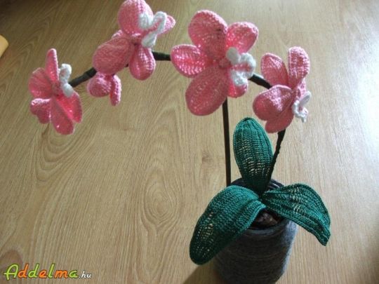 Horgolt orchidea