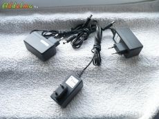 Adapter tápegység 12V 1-2,9A