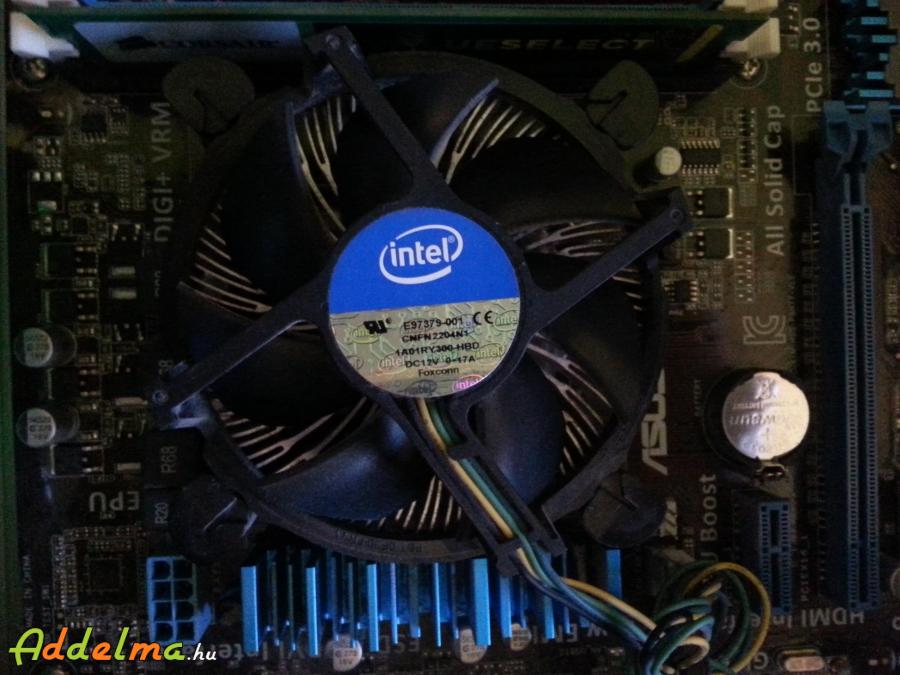 Intel Core i3-3220 CPU gyári hűtővel eladó