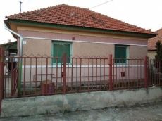 Gyálon, 2 generációs családi ház eladó