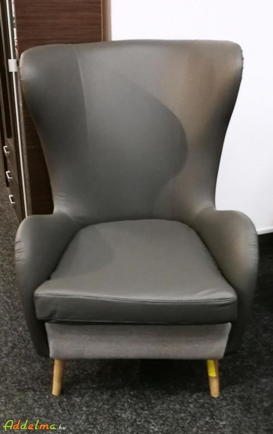 Exkluziv füles fotel