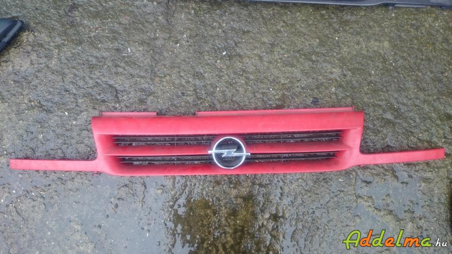 Opel astra hűtőrács