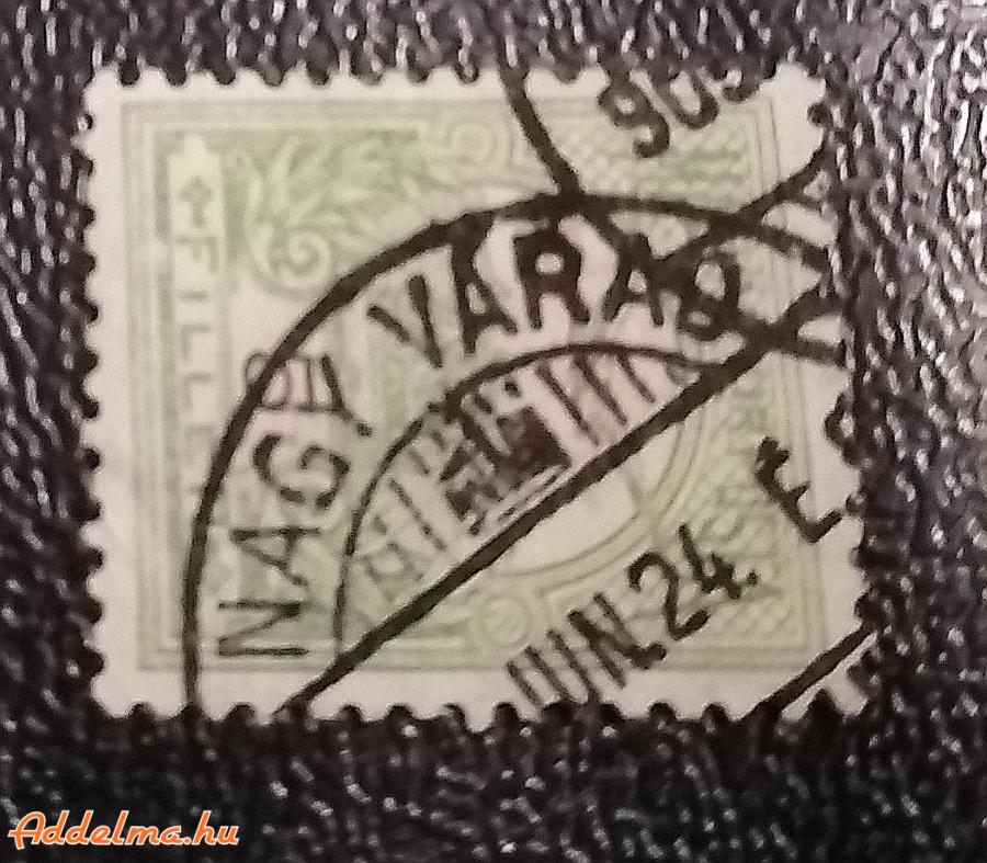 Magyar bélyegek albumban