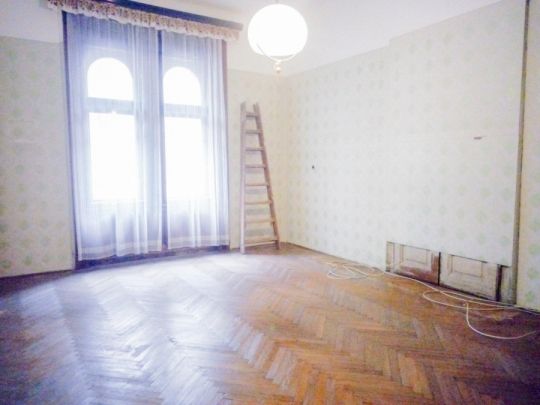 Elado nagypolgári lakás a VII.kerületben!