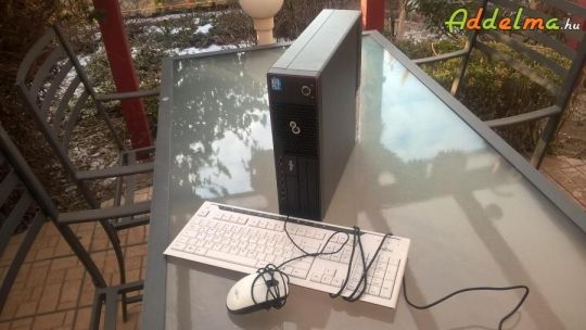 Fujitsu Esprimo E900 számítógép Intel Core i3 második gen.