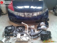 HONDA ALKATRÉSZ