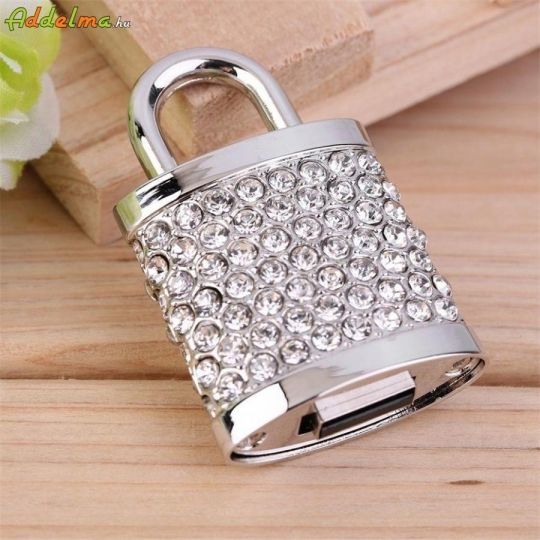 ☺ Swarovski köves Ékszer Ezüst Lakat pendrive