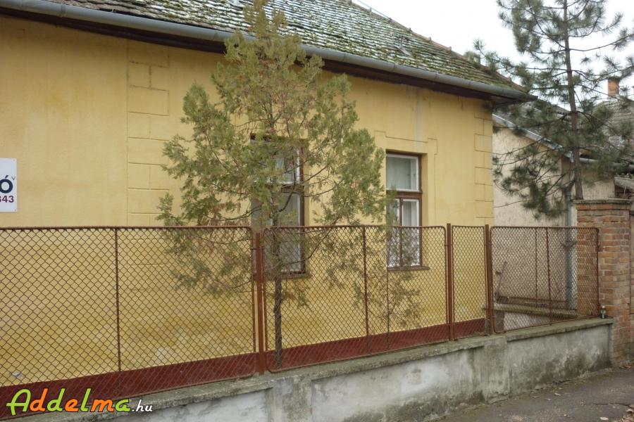 Eladó 90 m²-es családi ház, Csongrád-Bökény