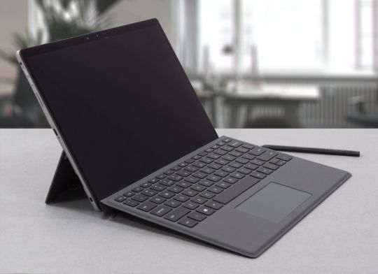 11gen i7: DELL Latitude 7320 Detachable