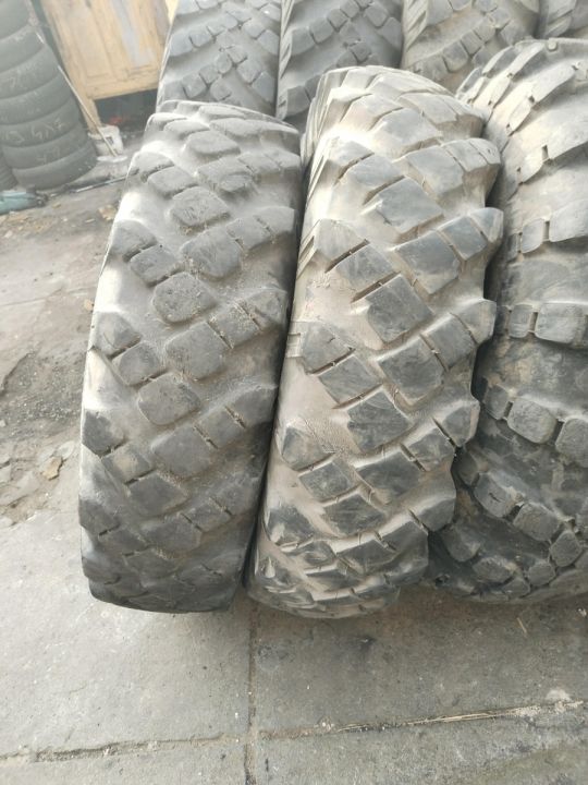 1200-20 zil gumi párban eladó