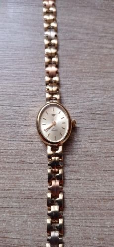 14K Aranyóra