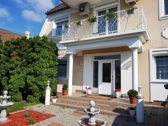 16.kerületben szoba kiadó!