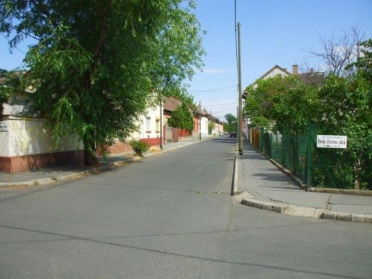 19.kerületben 2 szobás lakás kiadó!