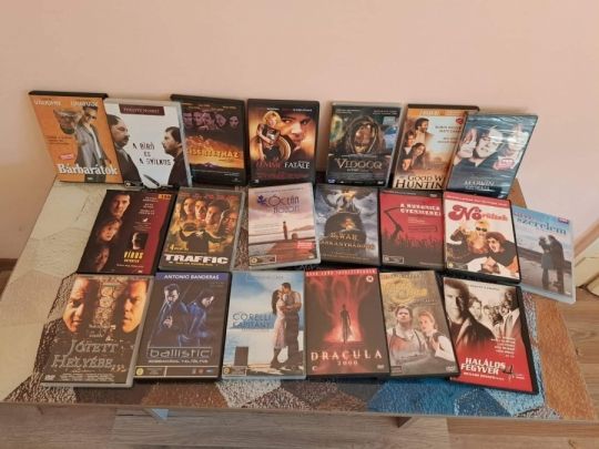 20 DB eredeti DVD film egyben eladó