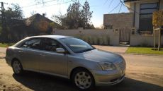 2005 JOBB KORMÁNYOS TOYOTA Avensis 5 ajtós d4d ELADÓ alkatrésznek