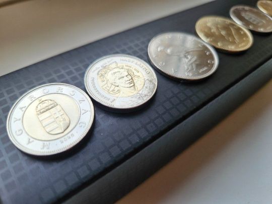 2025 évi forint forgalmi érme sor (+ Nagy László 100ft) 7db érme
