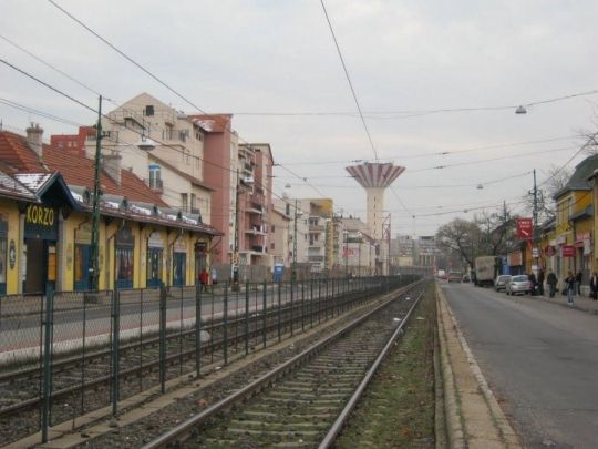 21.kerületben 3 szobás lakás kiadó!