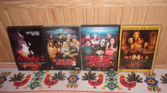 34 db eredeti hibátlan DVD film