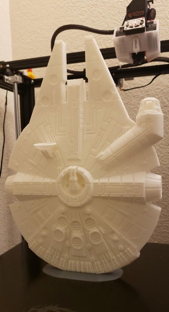 3D nyomtatott Millenium Falcon // egyéb 3D nyomt. termékek