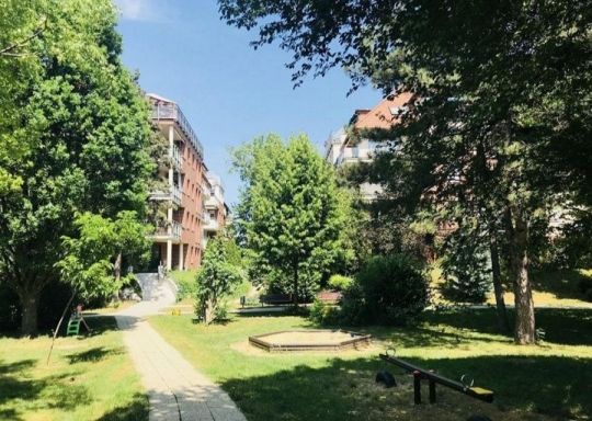 3.kerületben kiváló állapotú garzon lakás kiadó!