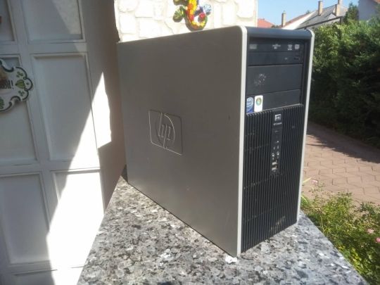 4 gb rammal HP számítógép állóházas