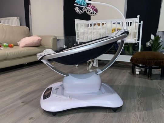 4moms MamaRoo pihenoszek ujszulott kortol