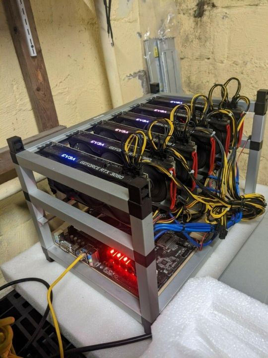 6 GPU non-LHR RTX 3080 Miningcave Mining Rig
