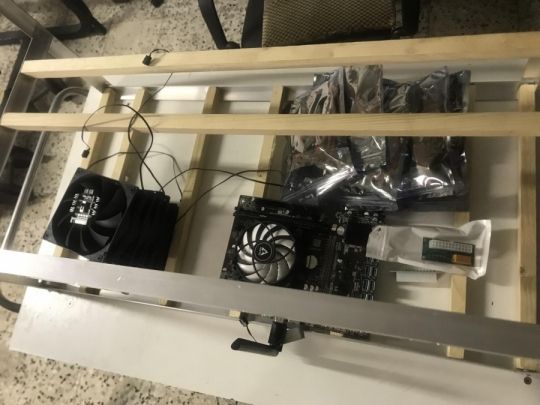 8 slotos rig config alaplappal, ventikkel, riserekkel