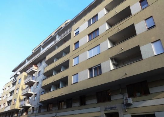 8.kerületben 1+fél szobás lakás kiadó