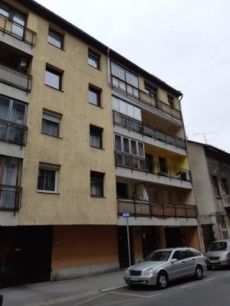 8.kerületben garzon lakás kiadó!