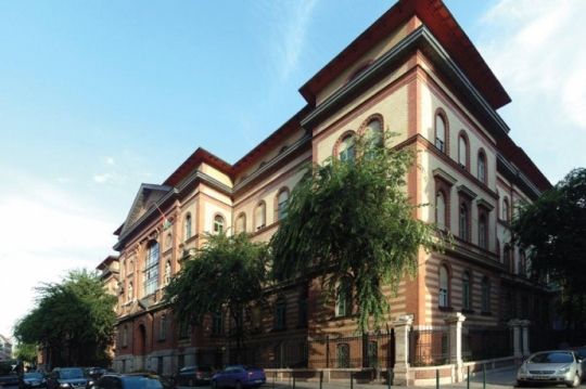 9.kerületben a Semmelweis egyetemnél szoba kiadó!