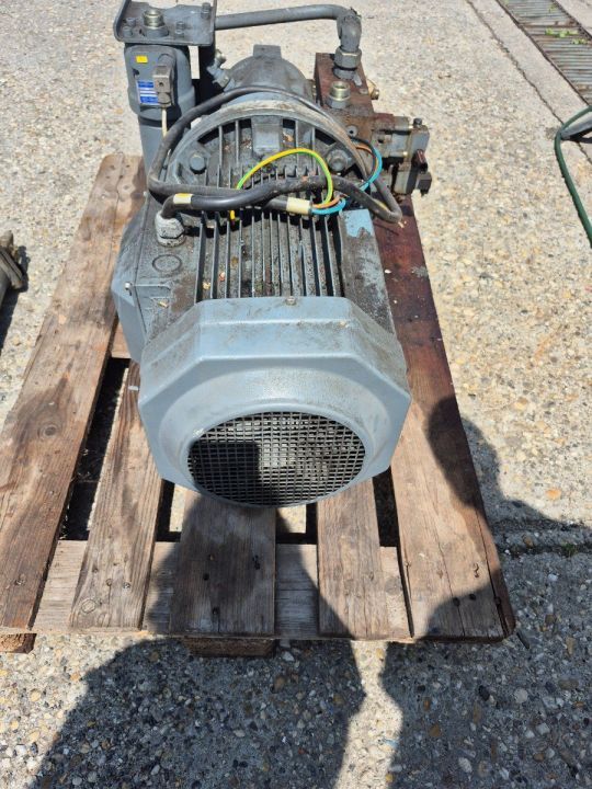 ABB villanymotor szivattyúval (2502)