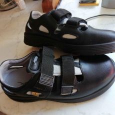 Abeba Unisex munkavédelmi szandál 41.-es méret