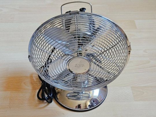 AEG VL5525 asztali fém ventilátor, 25cm, 3 sebesség, 30W