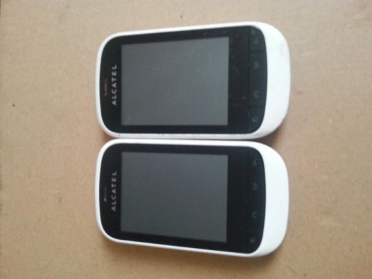 Alcatel  ot 720 telefon eladó! érintő hibás ,