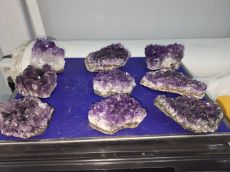 Ametiszt, ásvány, természetes képződmény, több darab, eladó