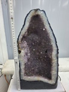Ametiszt geoda, természetes képződmény eladó