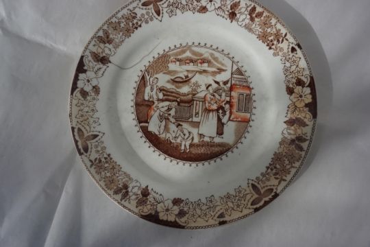 Angol kinaizáló antik porcelán kishibás kistányér eladó.