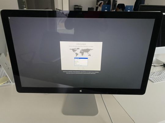 Apple Thunderbolt Display (27-inch)