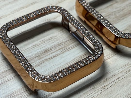 Apple Watch kővel díszített műanyag védőtok