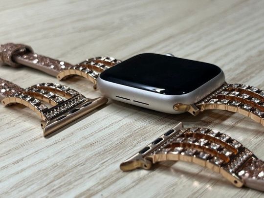 Apple Watch kővel díszített óraszíj