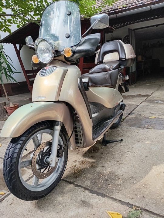 Aprilia scarabeo