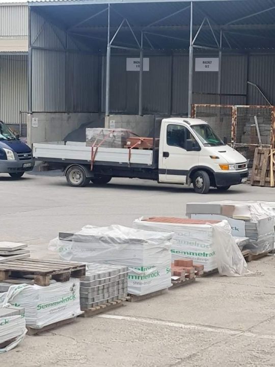 Áruszállítás,fuvarozás,költöztetés