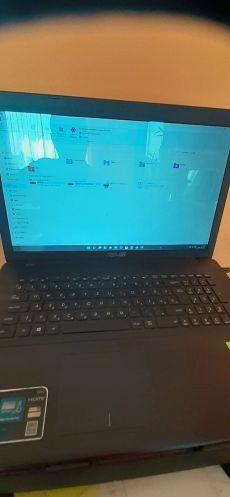 Asus 17.3 Coll Laptop eladó.