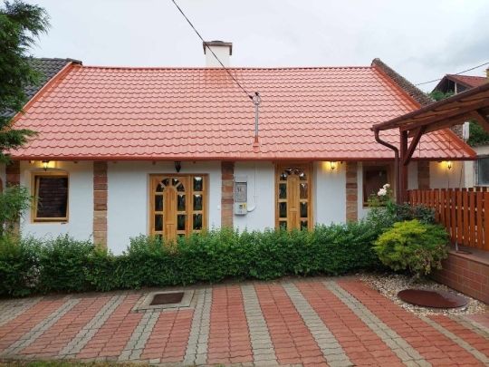 Balatonfüreden ház elsadó